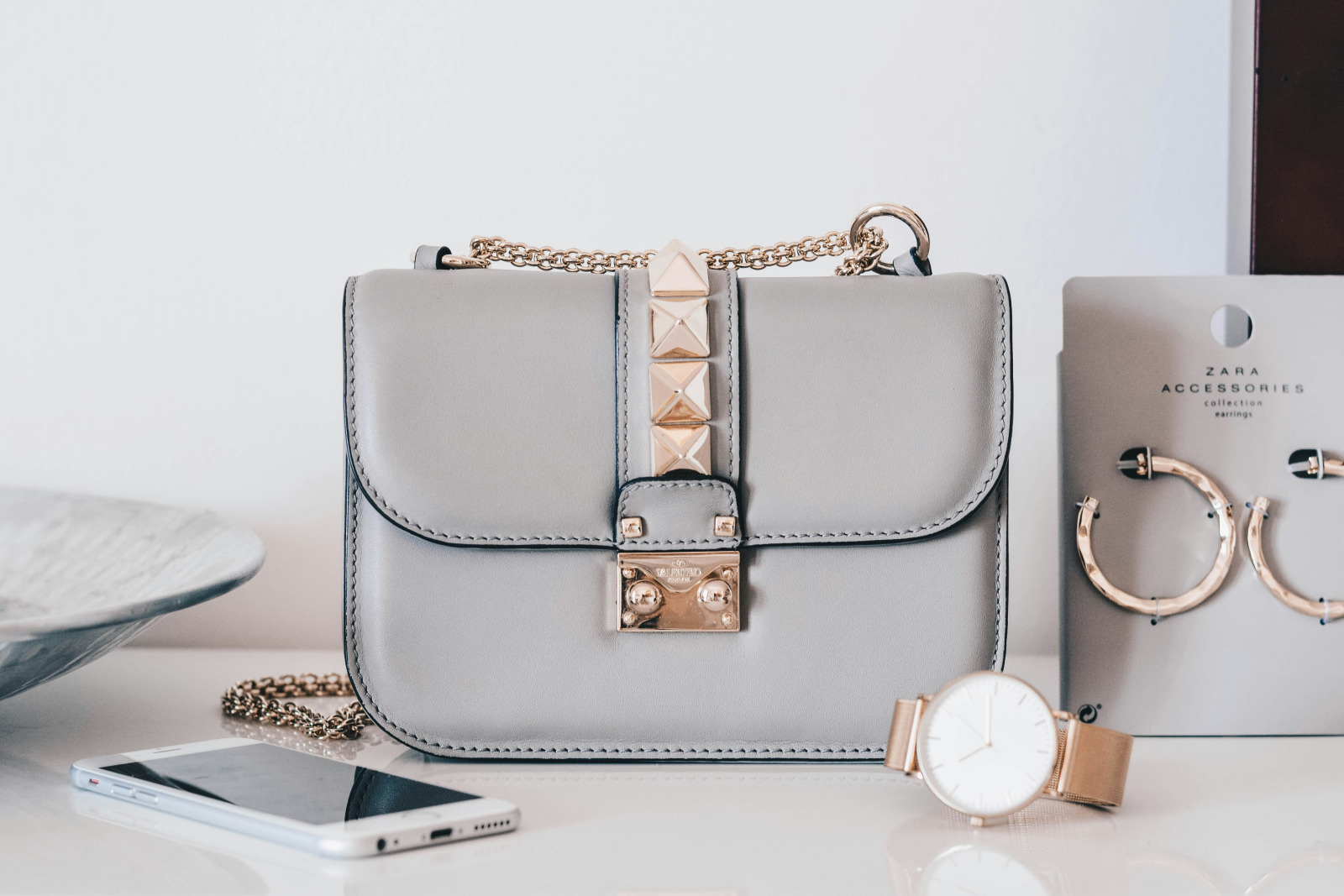 Found handbag in Surat - Track And Claim